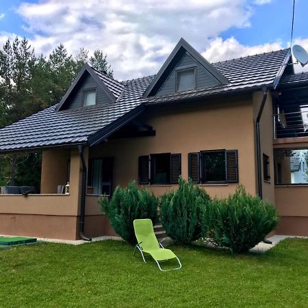 Holiday House Kora Korenica Exteriér fotografie